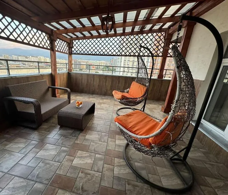 Apartment Квартира С Террасой С Видом На Горы Almaty