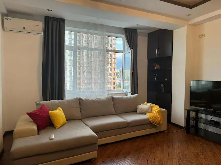 Apartment Квартира С Террасой С Видом На Горы Almaty
